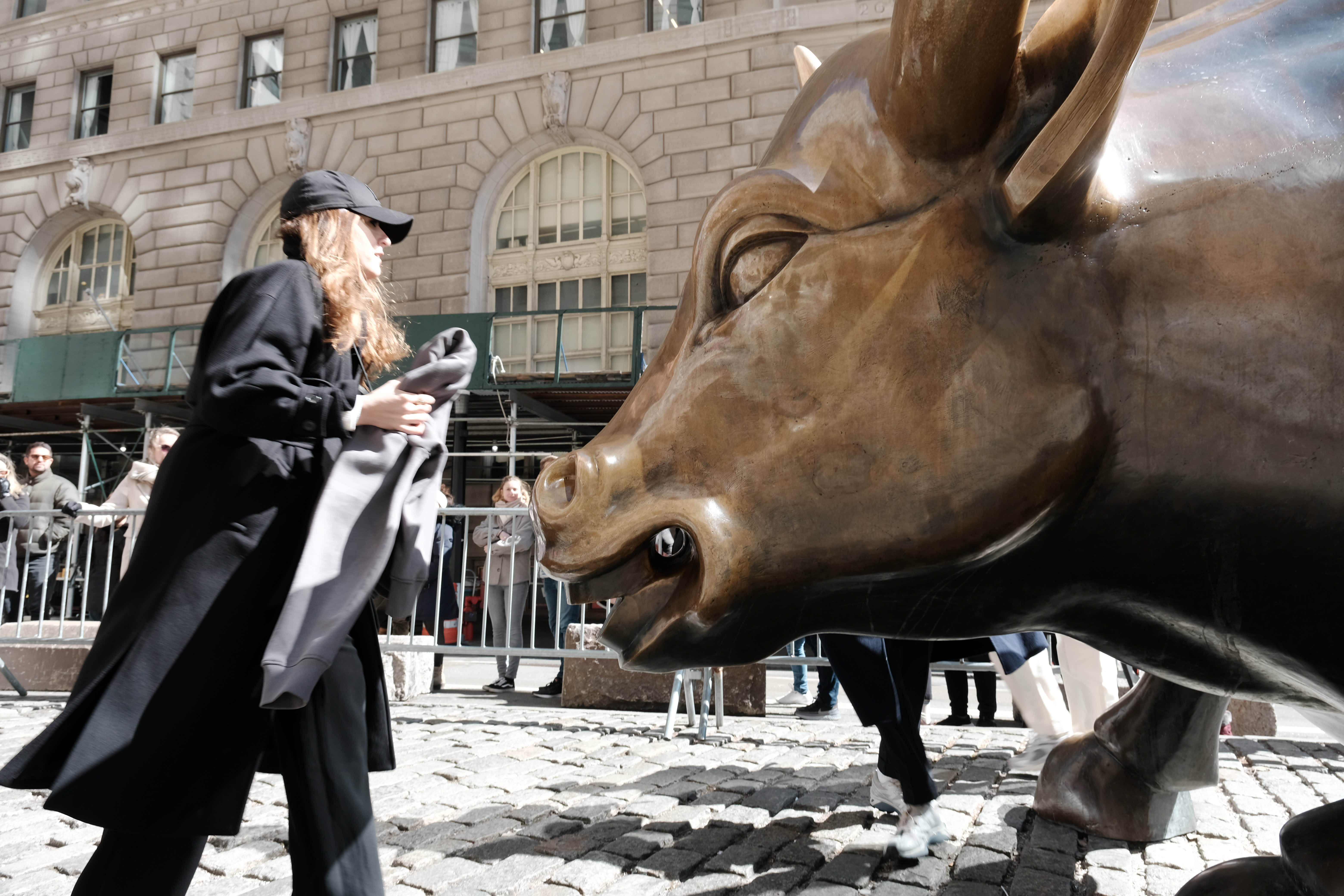 The S&P climbs into bull market territory, with the Fed back in focus next week