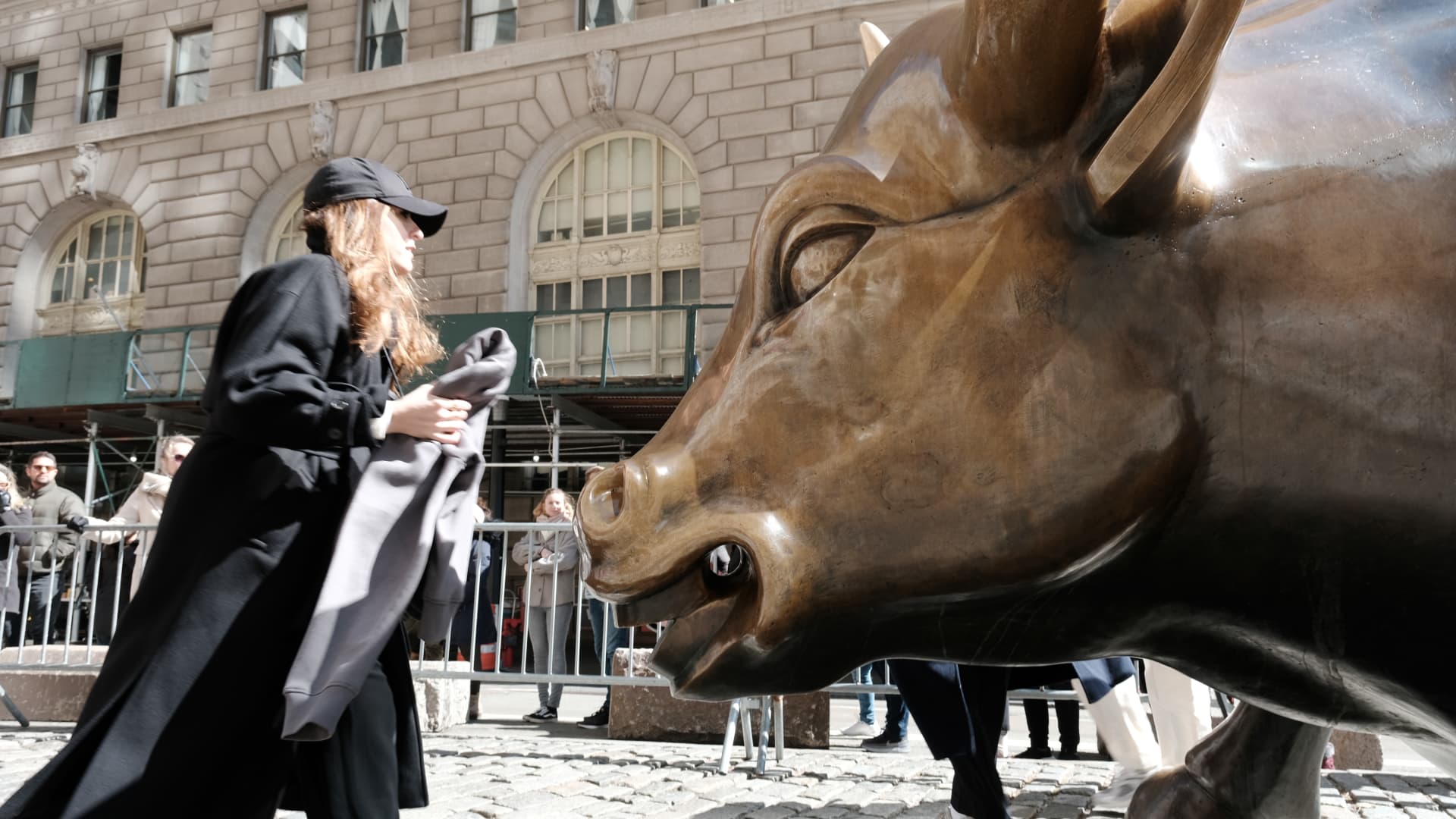 S&P climbs into bull market territory, with Fed in focus next week