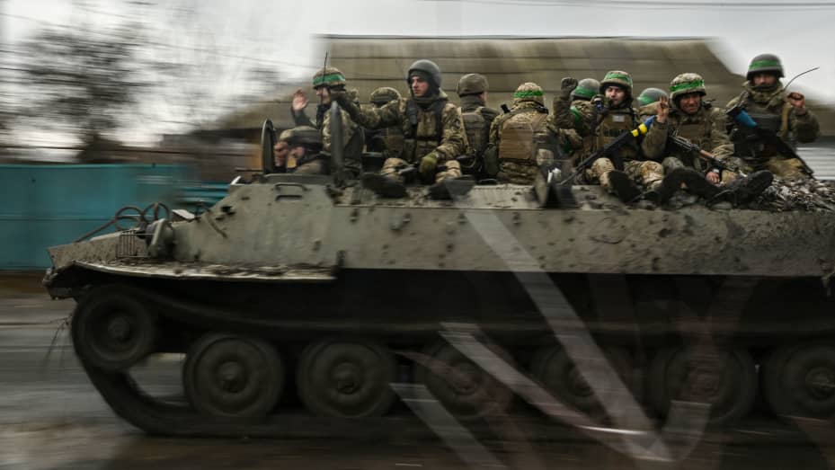 Ukrainian servicemen move towards the front line near the city of Bakhmut, on March 8, 2023, amid the Russian invasion of Ukraine. (Photo by Aris Messinis / AFP) (Photo by ARIS MESSINIS/AFP via Getty Images)