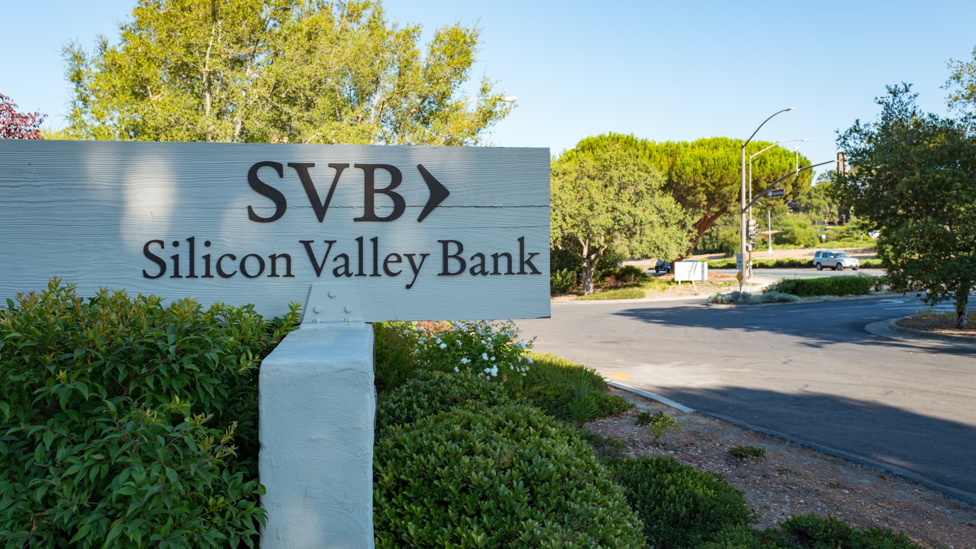 Photo of Silicon Valley Bank’s struggles spell further trouble for beleaguered tech startup market