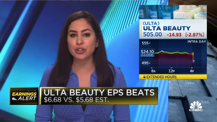 Ulta shares lower despite beat on top and bottom lines