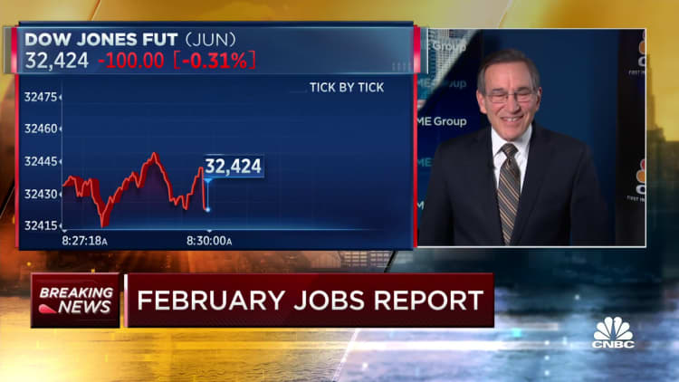 اقتصاد ایالات متحده در ماه فوریه 311,000 شغل ایجاد کرد زیرا رشد اقتصادی همچنان داغ است