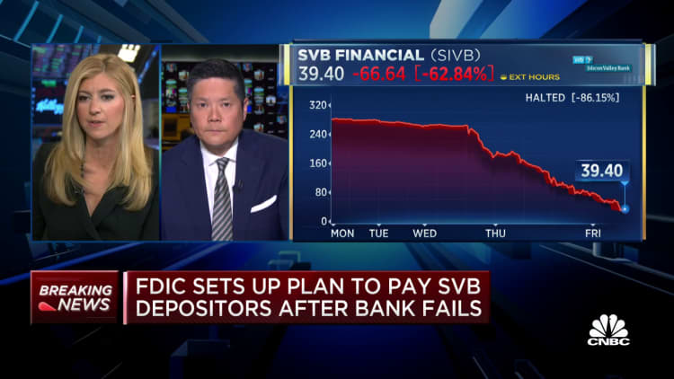FDIC berencana untuk membayar deposan SVB setelah bank gagal