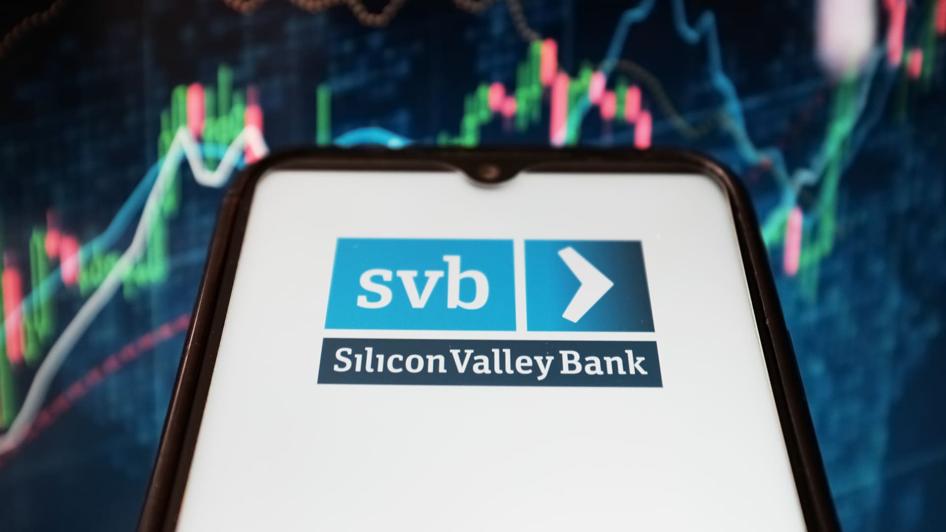SVB's tech failings preceded the historic bank run, critics say