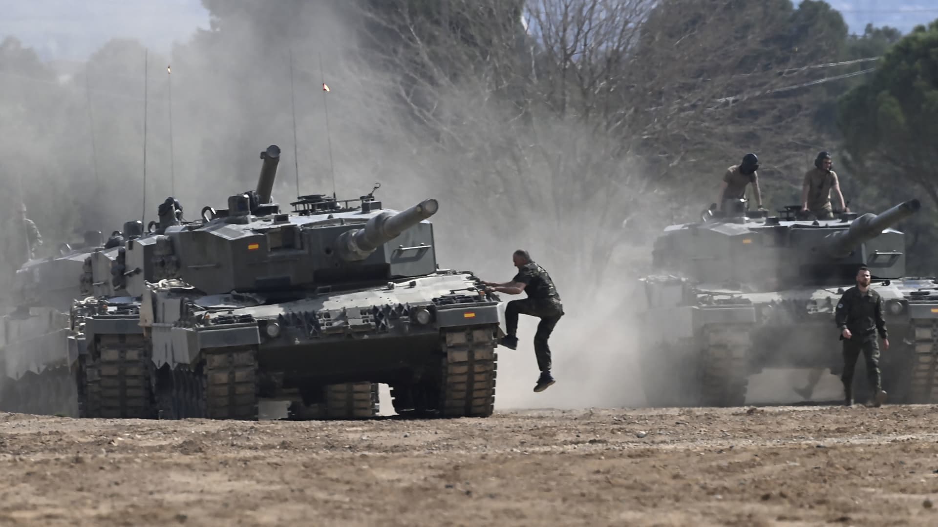 Ukrainian military personnel receive armored maneuver training on German-made Leopard 2 battle tanks at the Spanish army's training center of San Gregorio in Zaragoza on March 13, 2023.