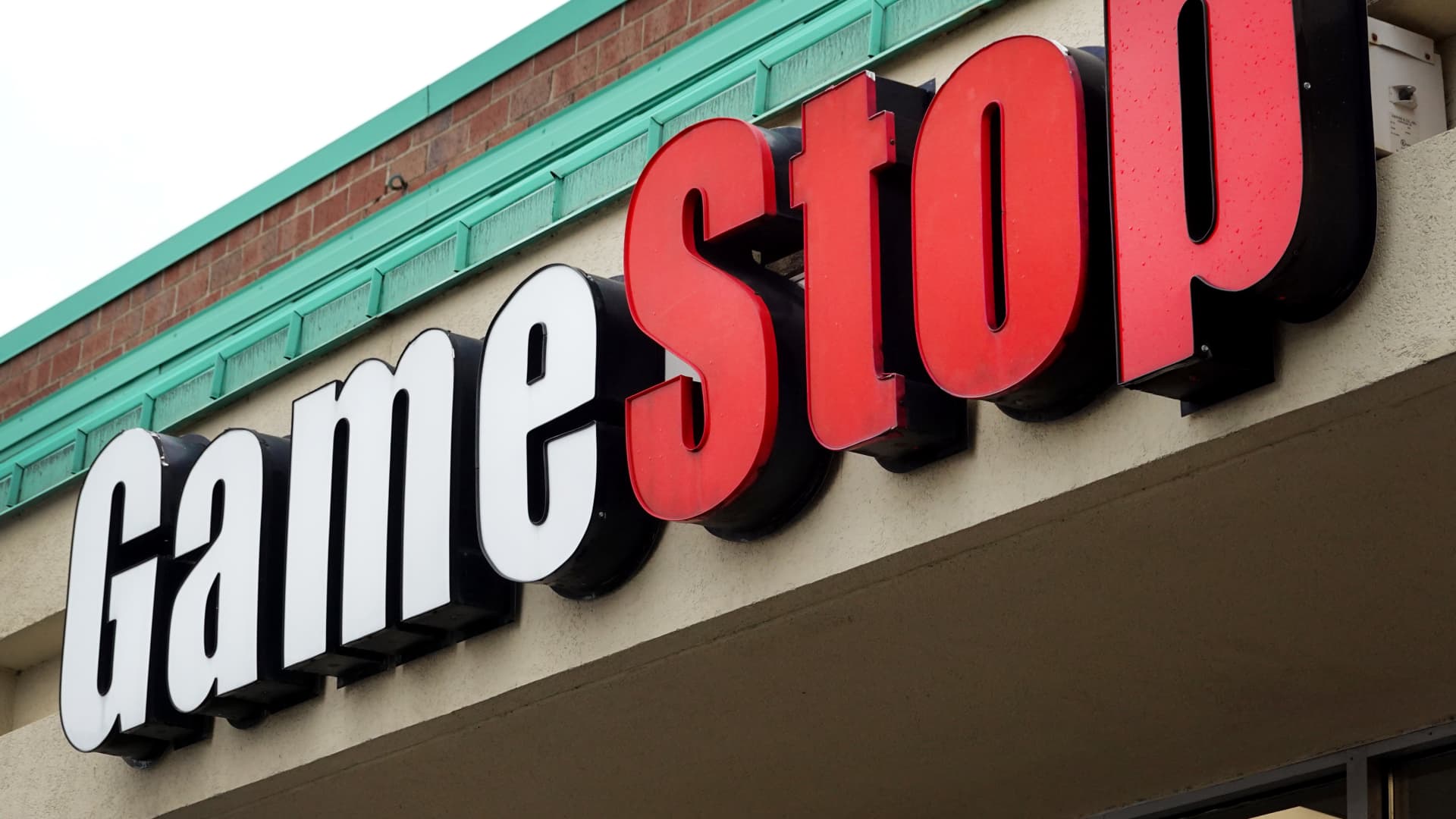 GameStop’s potential new strategy: Let Ryan Cohen buy other stocks with company cash