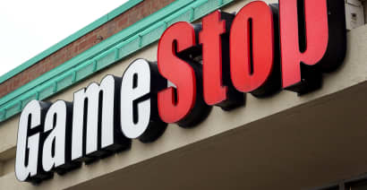 GameStop shares plunge after big executive shake-up