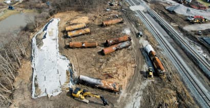 Hazardous chemical polluted air weeks after Ohio train derailment, analysis says