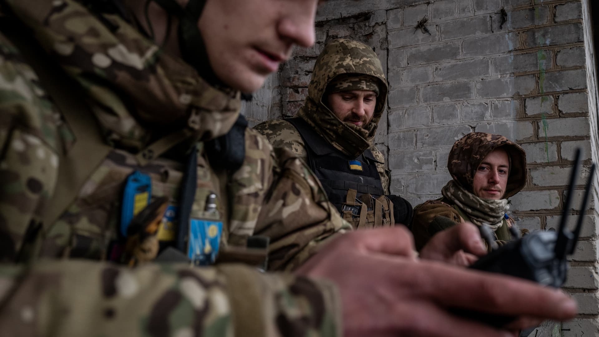 Ukrainian servicemen from 24th brigadeâs drone team work near the frontlines of Toretsk, Ukraine on March 18, 2023. 