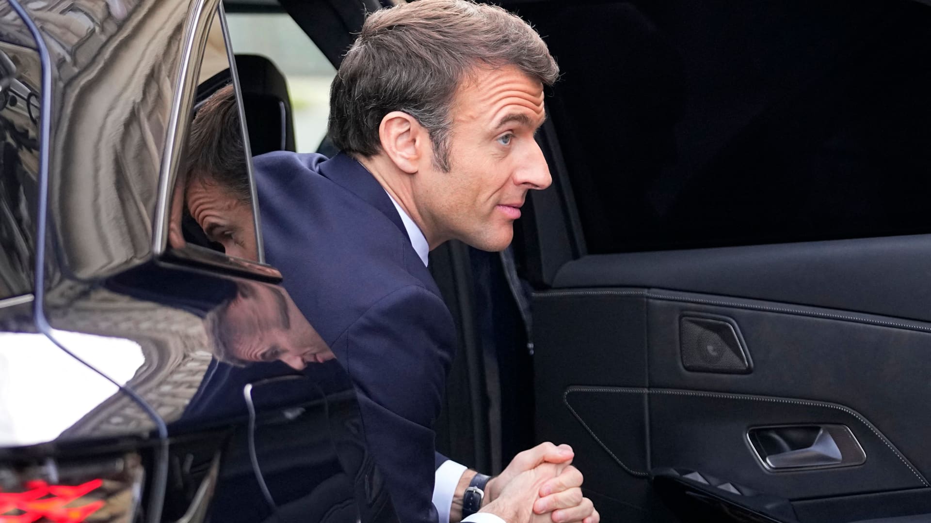 France's Macron faces no-confidence vote as protestors arrested, refinery strikes continue
