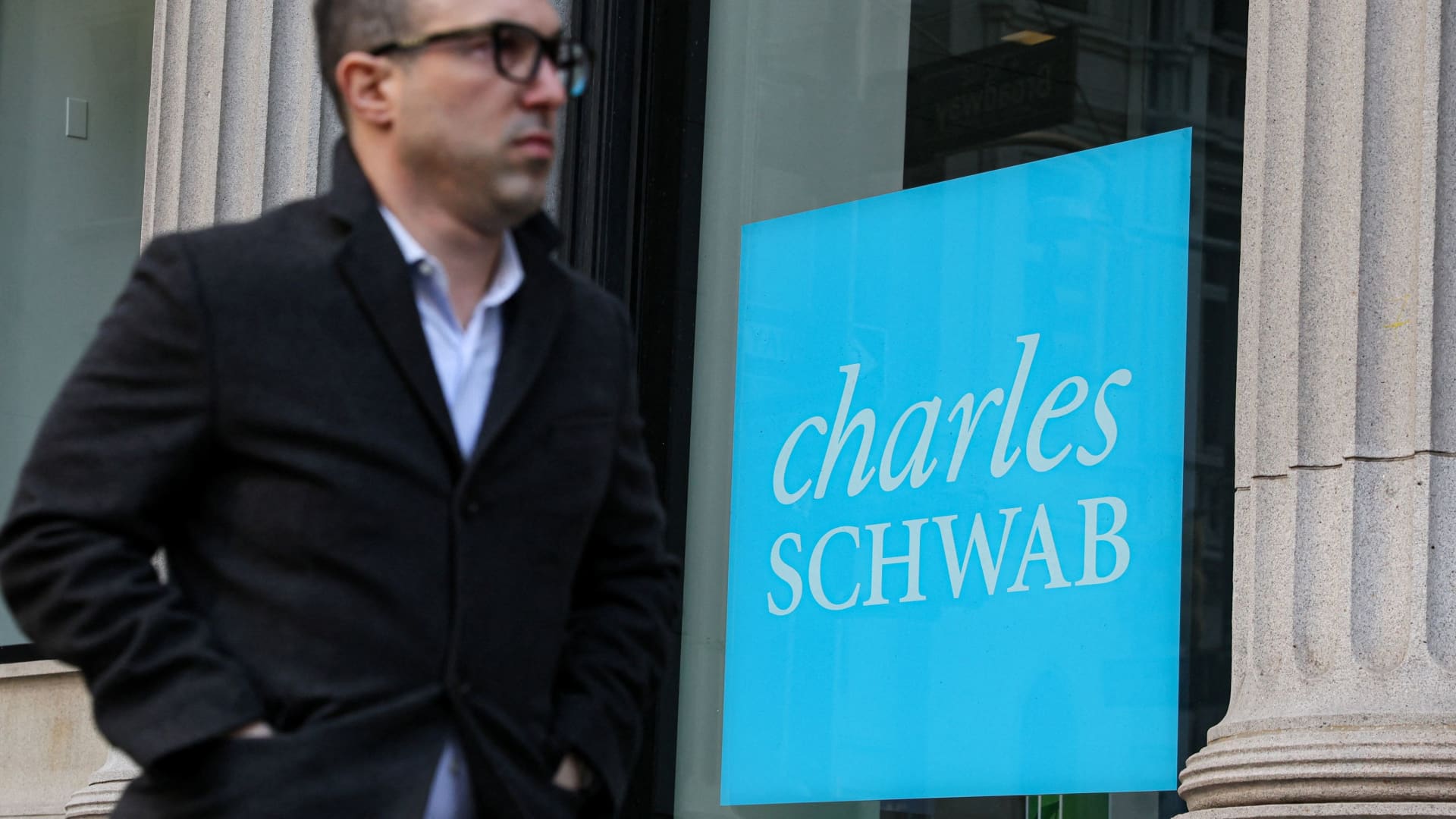 Charles Schwab stock pops 12% after second-quarter results beat expectations