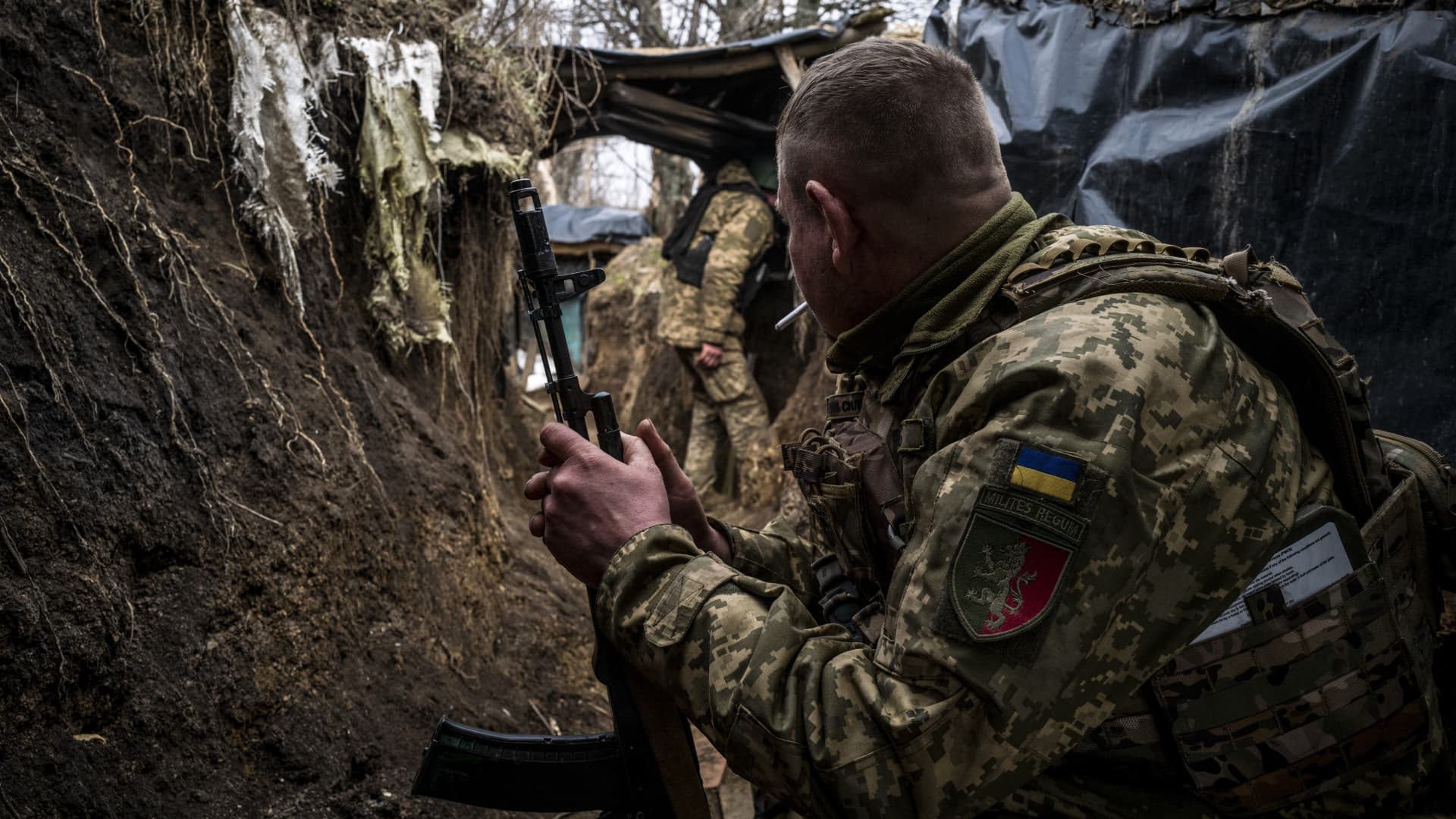 Ukrainian servicemen are seen along the frontline south of Bakhmut, Ukraine on March 20, 2023.