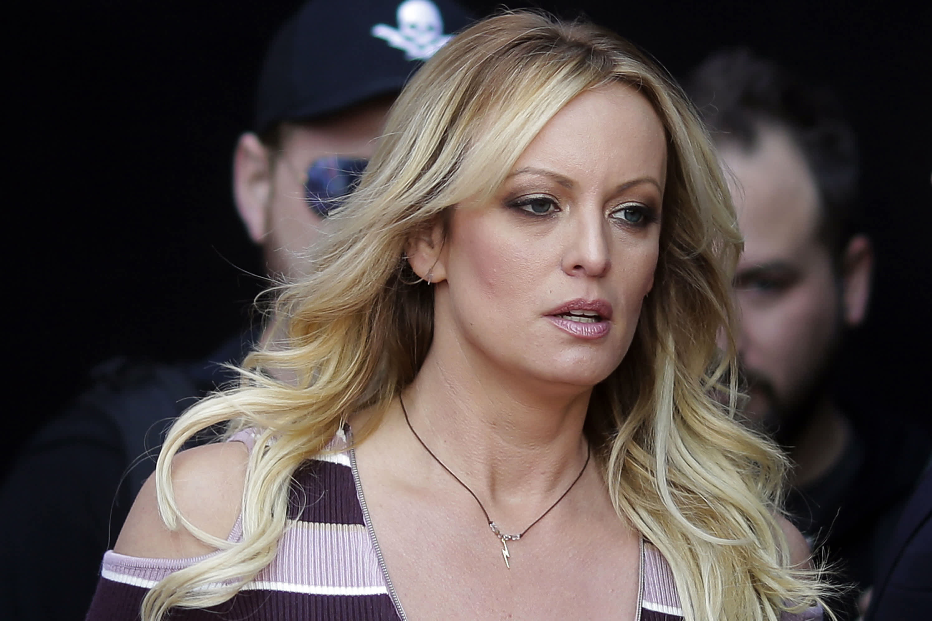 Trump probe Porn star Stormy Daniels says shell dance if hes jailed pic