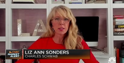 We have the view this is a rolling recession, says Charles Schwab's Liz Ann Sonders