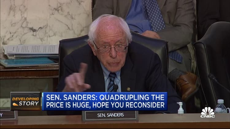 Sen. Bernie Sanders grills Moderna CEO over Covid vaccine prices during hearing