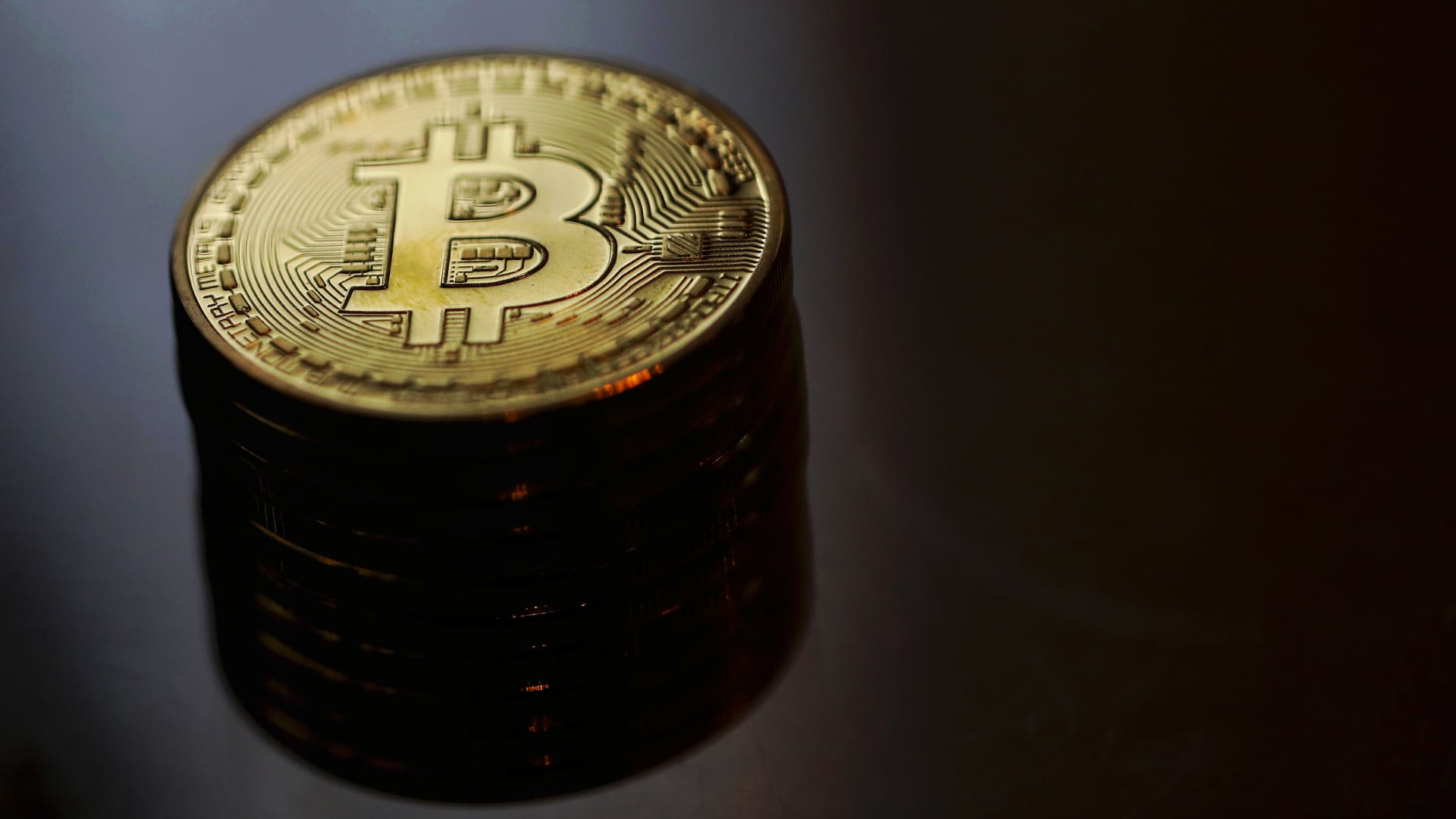 Bitcoin tops $41,000 and hits 19-month high on ETF hopes, bets on Fed cuts