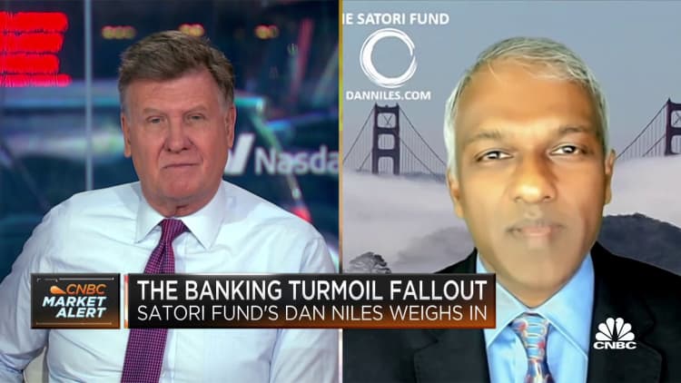 We're not through this banking situation yet, says The Satori Fund's Niles