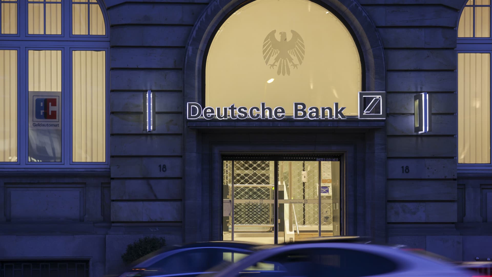 Photo of CNBC Daily Open: Deutsche Bank is not Credit Suisse