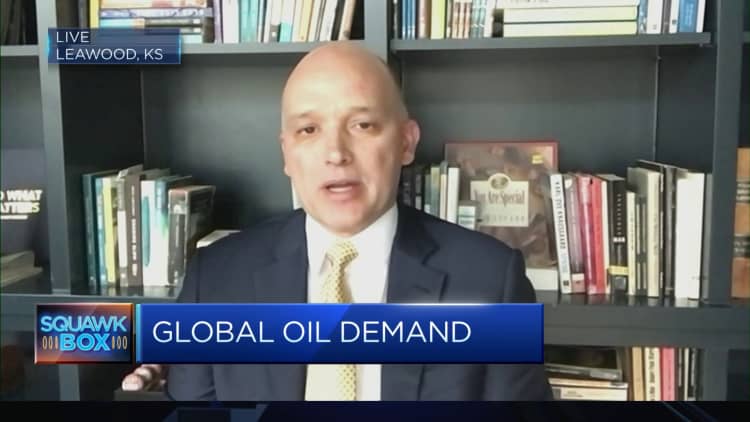 Global oil demand in 2023 is expected to hit a record high, portfolio manager says