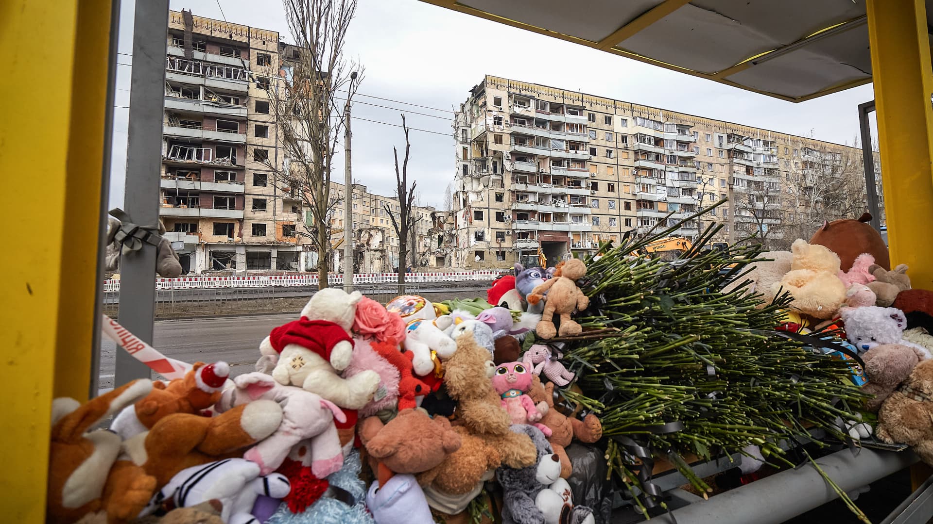 Ukraine war live updates: Kyiv says nearly 500 children have died in the conflict; Russia detains WSJ reporter