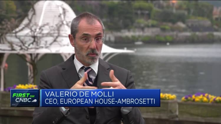 SVB es 'probablemente la primera de una serie' de quiebras bancarias, dice De Molli de Ambrosetti