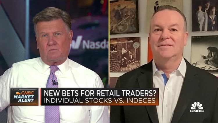 Retail traders 'truly trust' Apple and Microsoft, says IG North America CEO JJ Kinahan