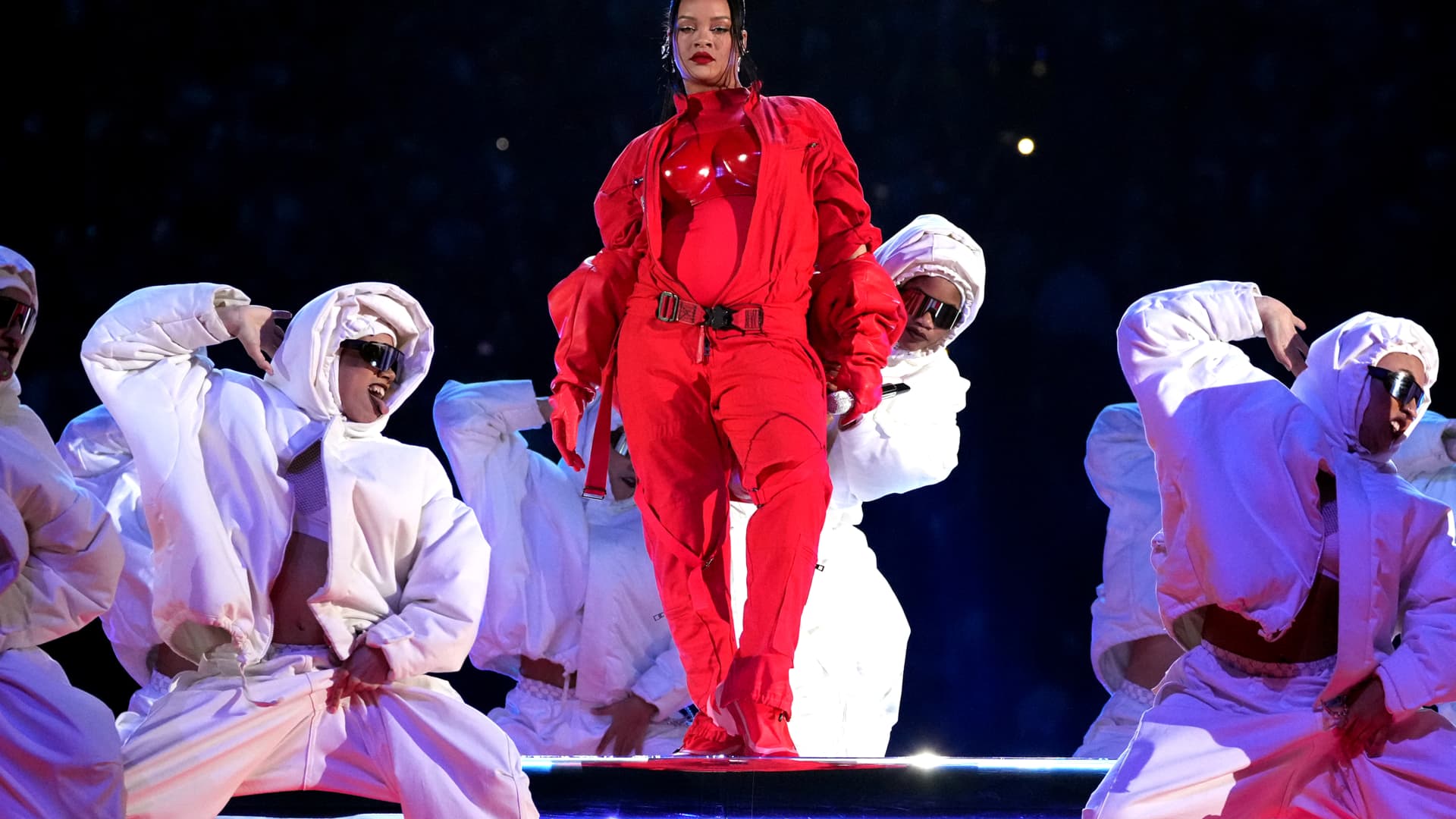 Rihanna used her Super Bowl performance to announce she's pregnant with her second child.