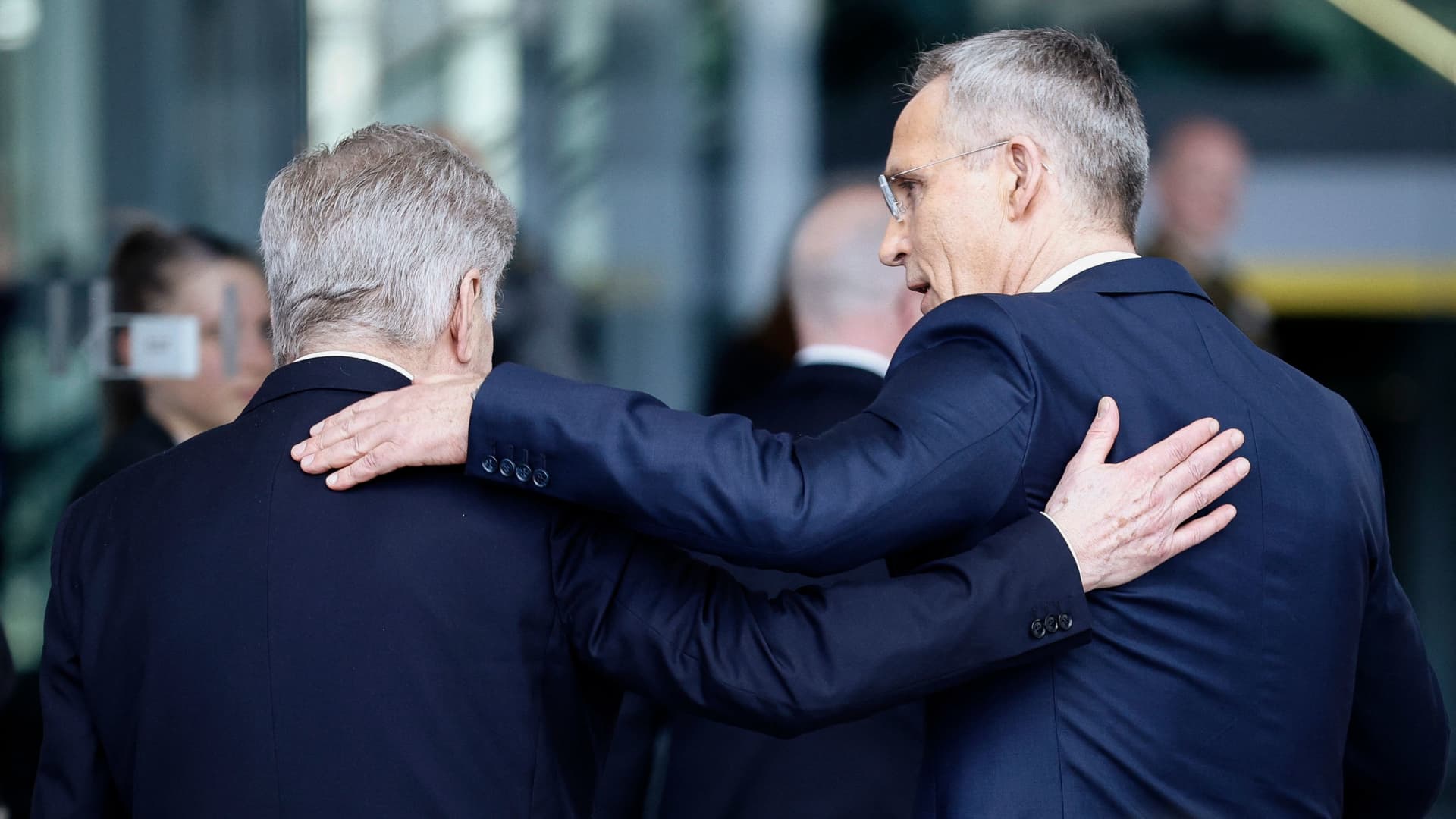 Finnish President Sauli Niinisto (left) and NATO Secretary-General Jens Stoltenberg leave after a press conference during a NATO foreign affairs ministers' meeting, at the NATO headquarters in Brussels, on April 4, 2023.