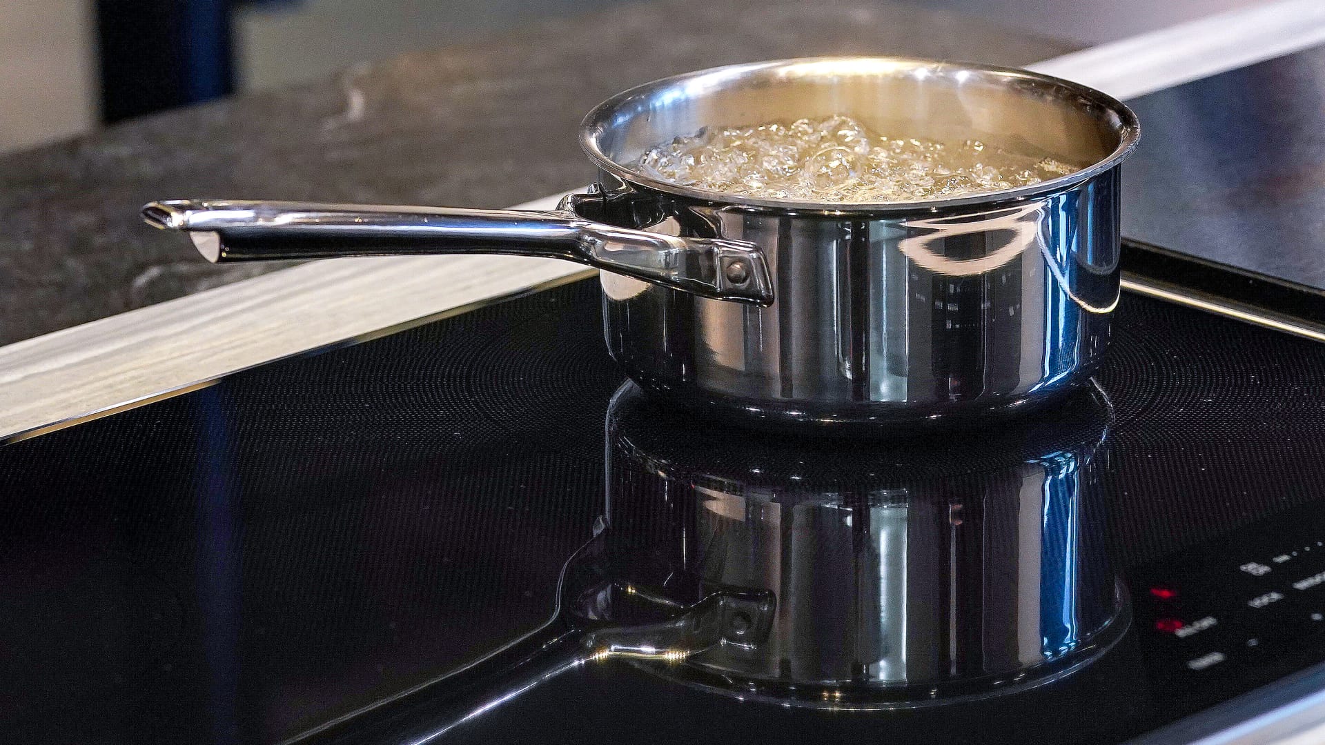 Gas vs. Electric vs. Induction Ranges/Cooktops