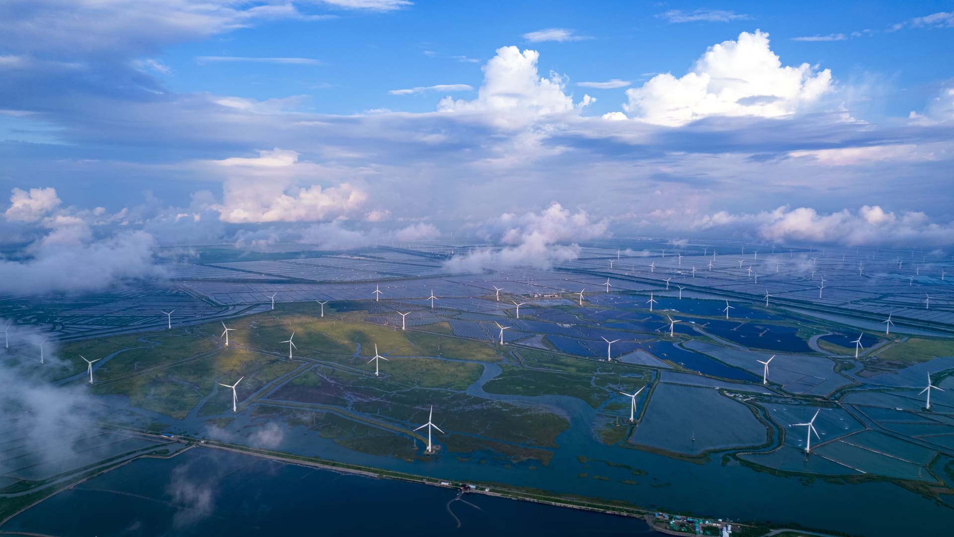 ‘Entering the clean power era’: Wind and solar generated a record amount of global power in 2022