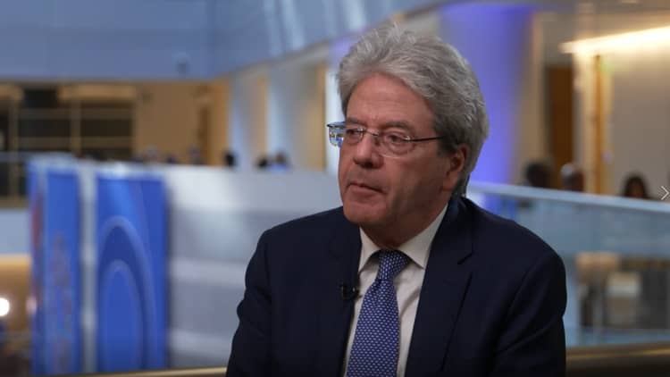 EU's Gentiloni sees no risk of systemic banking stress