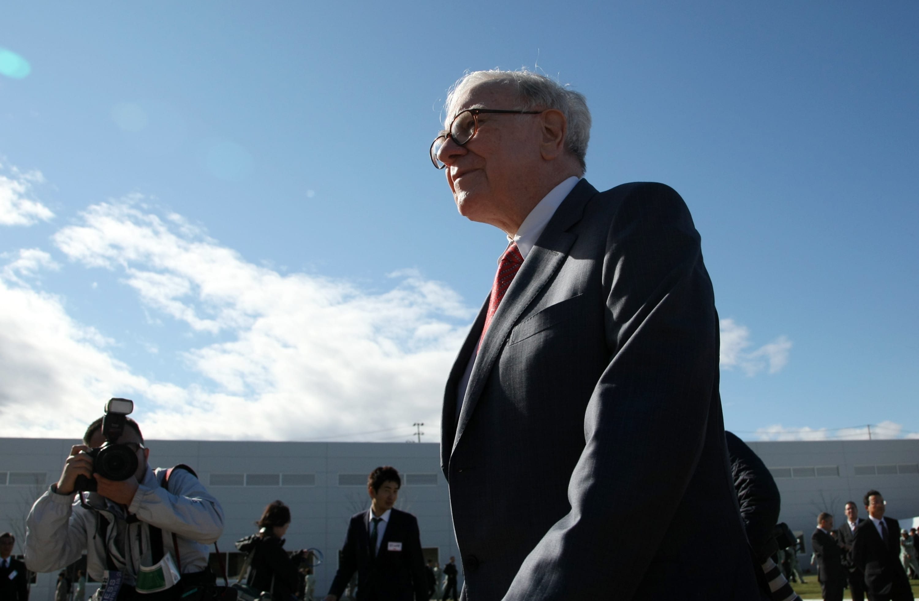Warren Buffett’s trip is a ‘stamp of approval’ for investing in Japan