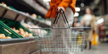 11 tips for saving money at the grocery store