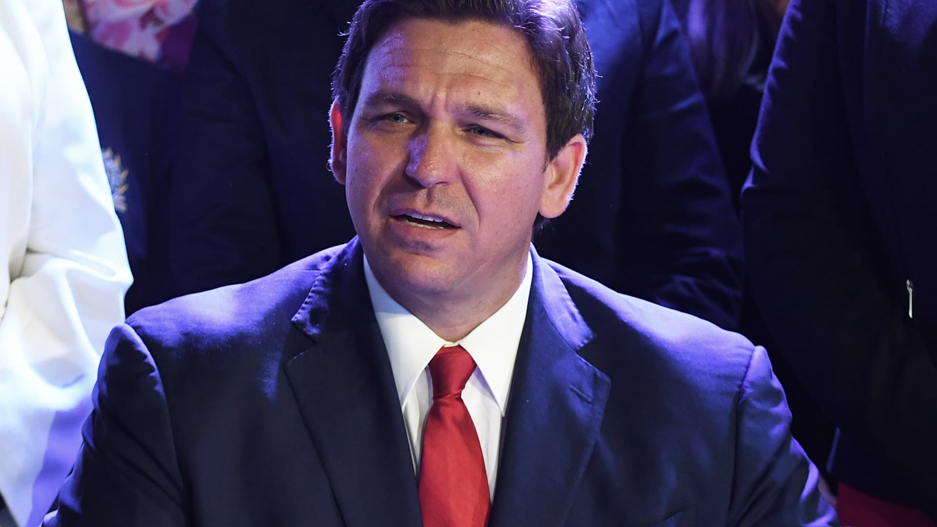 ron-desantis-quietly-signs-6-week-abortion-ban-into-law-in-florida