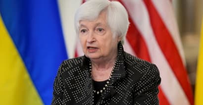 Yellen reaffirms U.S. could run out of money to pay bills by early June