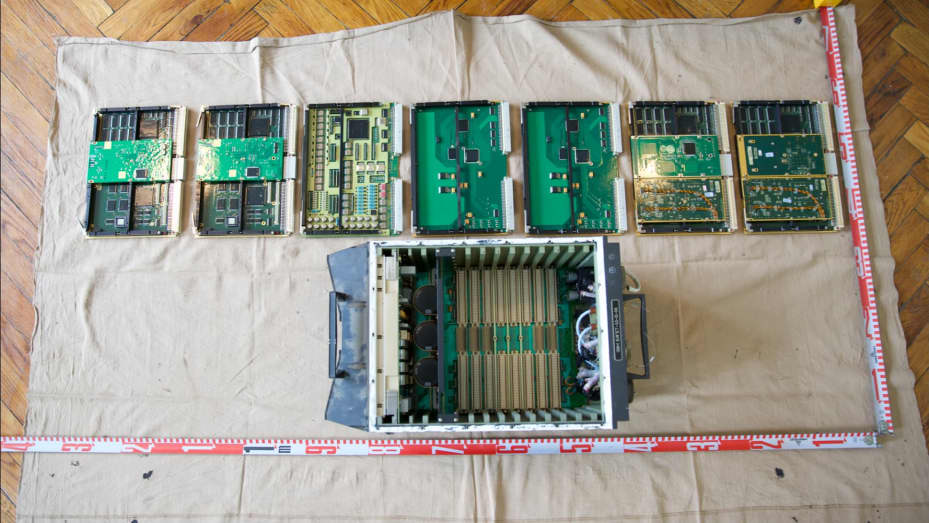 Electronic components documented by Conflict Armament Research investigators.