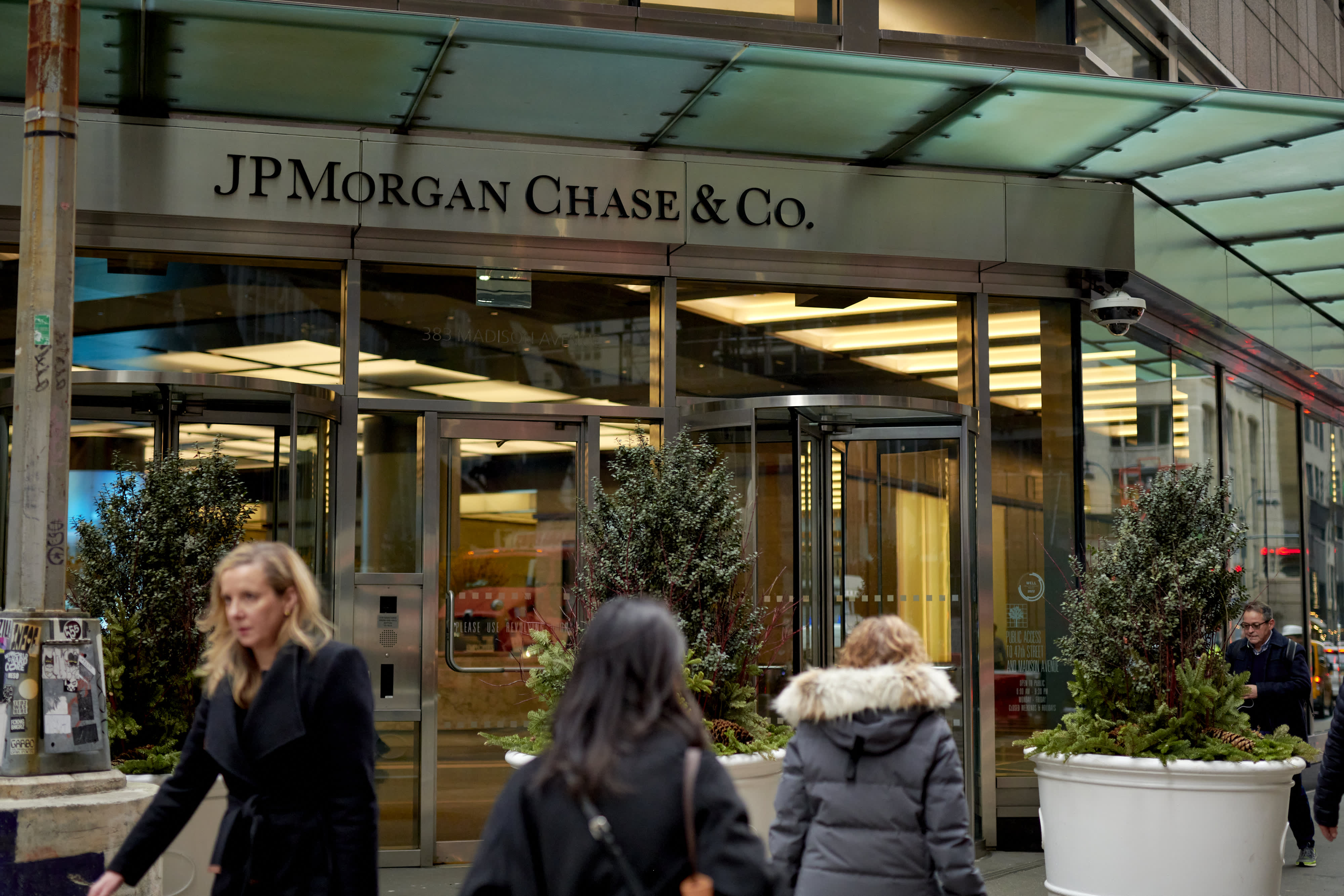 JPMorgan Chase has cut nearly 500 technology and operations jobs