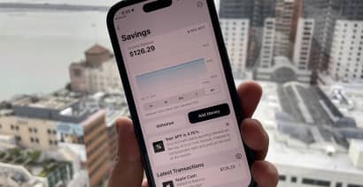 How to set up Apple's new savings account on an iPhone