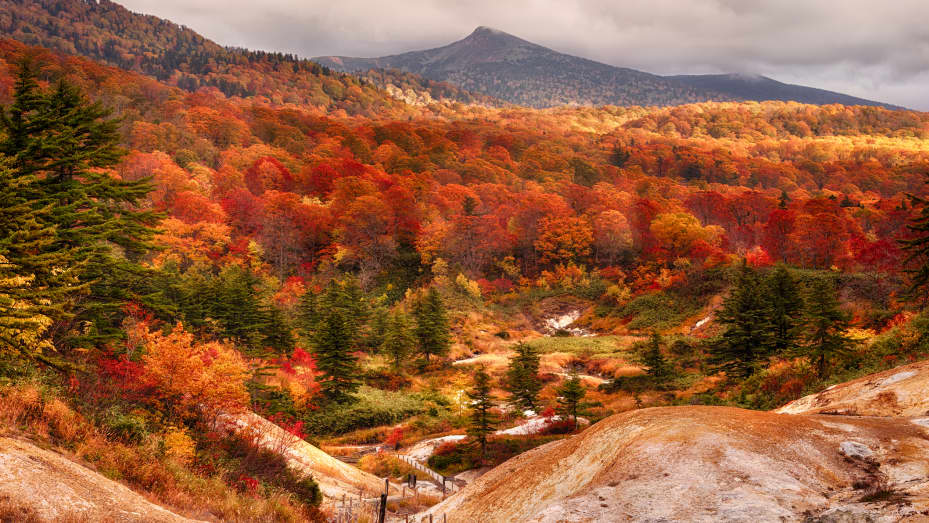 Mount Hachimantai in fall.