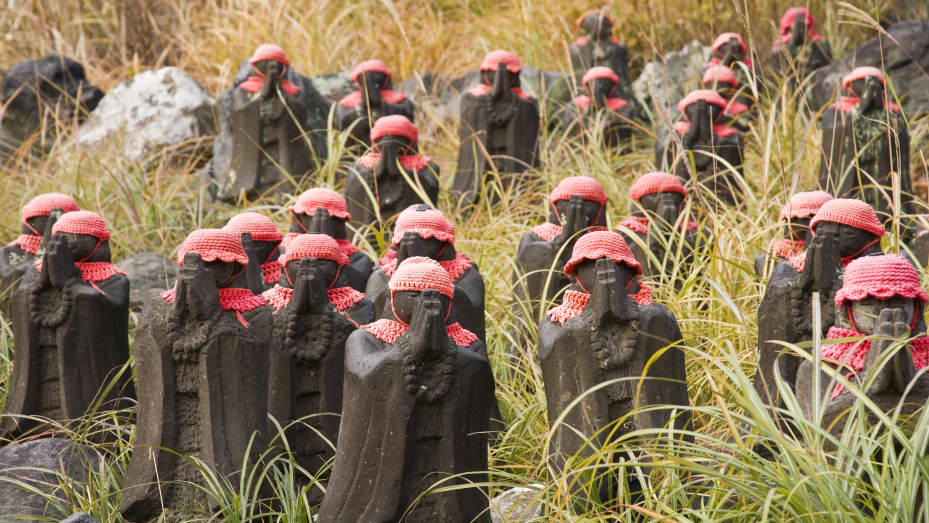 Nasu is home to a valley with Jizo statues, which are often seen wearing red bibs or caps meant to protect the souls of children.
