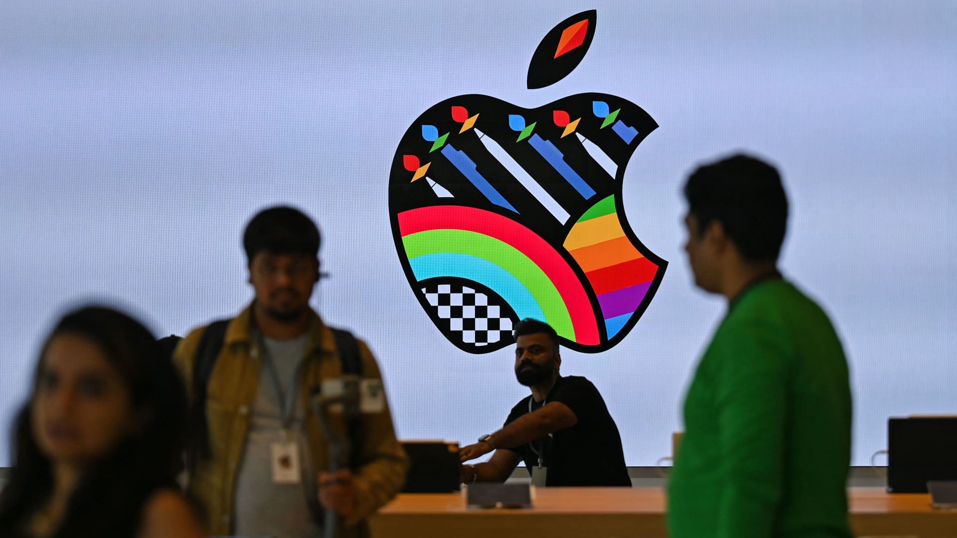 Here's the latest sign India will be a key growth market for Apple