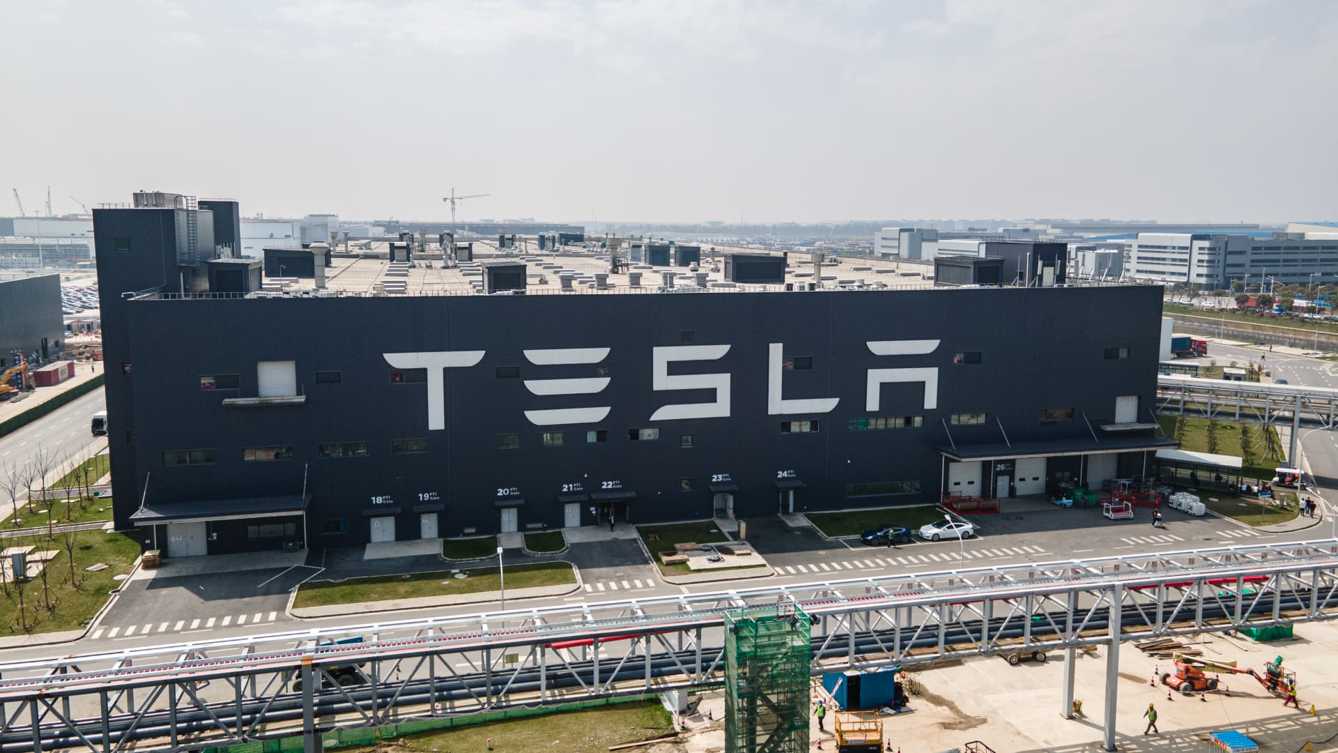 Analysts Emphasize Significance of China in International Electric Vehicle Industry After Elon Musks Visit