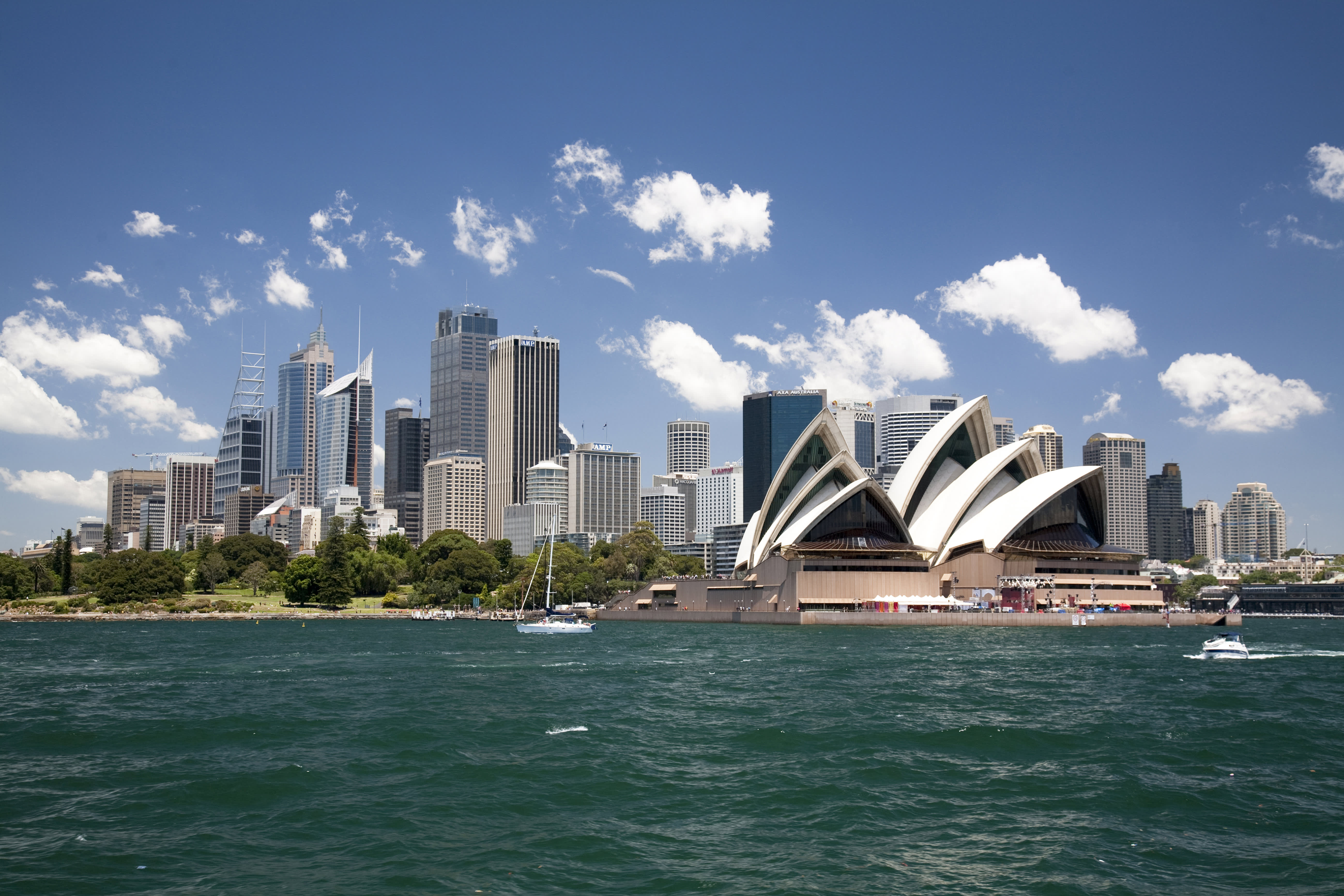 A Austrália aumenta inesperadamente as taxas de juros, sinalizando que um aperto adicional está por vir