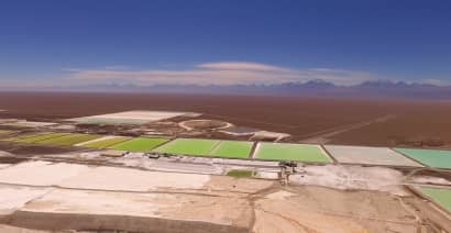 How Chile is shaping the market for lithium, a vital component of EV batteries
