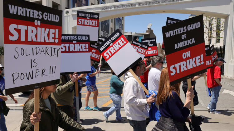 How AI took center stage in the Hollywood writers' strike