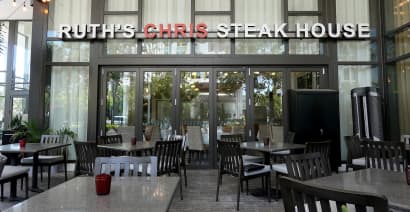 Olive Garden parent Darden Restaurants bets on fine dining with Ruth's Chris deal