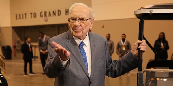 Warren Buffett's Berkshire continues to unload HP shares, selling for 9 consecutive days
