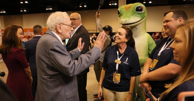 First Berkshire Hathaway annual meeting without Charlie Munger: What to expect from Warren Buffett