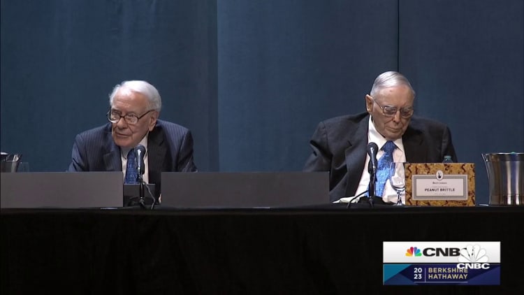 Warren Buffett reiterates Abel will be successor, discusses Berkshire executive bench