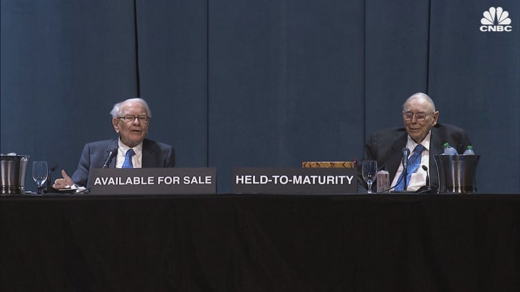 Watch full afternoon session from 2023 Berkshire shareholder meeting with Warren Buffett